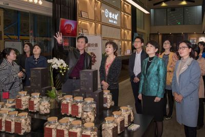 全國及省婦聯調研江門 點贊婦女創業就業與家政培訓服務成效